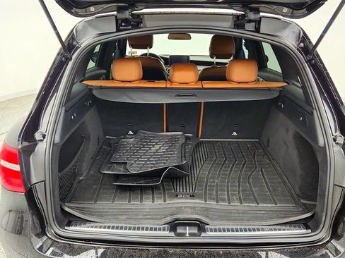 Used 2019 Mercedes-Benz GLC 43 AMG 4MATIC image 20