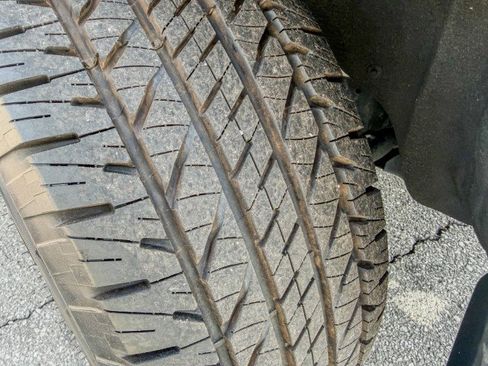 Used 2022 Jeep Grand Cherokee Limited image 19