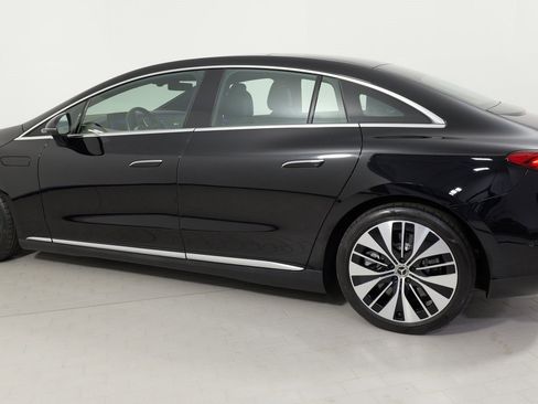 Used 2023 Mercedes-Benz EQE 500 4MATIC Sedan image 16