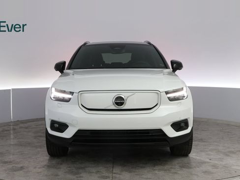 Used 2022 Volvo XC40 P8 Recharge Ultimate AWD/4WD image 12