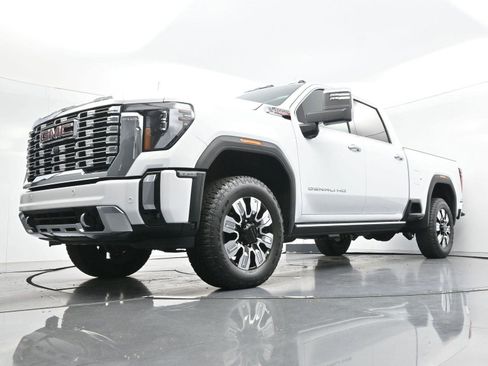 Used 2026 GMC Sierra 3500 Denali w/ Denali Reserve Package AWD/4WD image 46