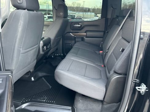 Used 2022 Chevrolet Silverado 1500 LT Trail Boss image 28