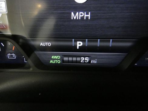 New 2026 RAM 1500 Laramie w/ Chrome Appearance Group AWD/4WD image 20