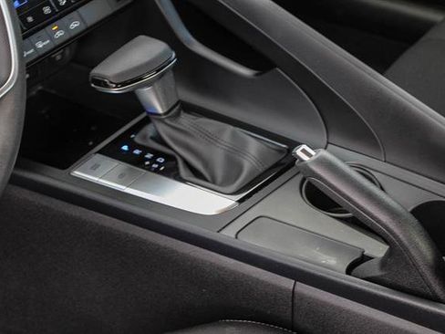 Used 2021 Hyundai Elantra SEL w/ Cargo Package image 19