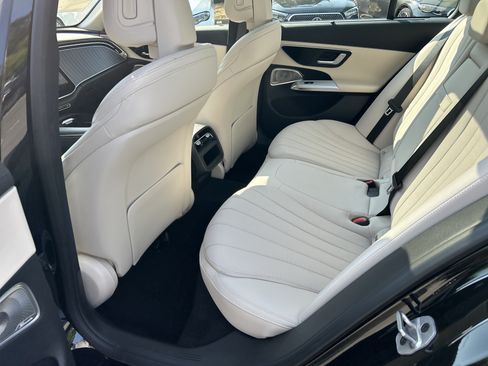 New 2026 Mercedes-Benz E 450 4MATIC Sedan image 36