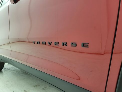 New 2026 Chevrolet Traverse LT w/ Midnight/Sport Edition image 23