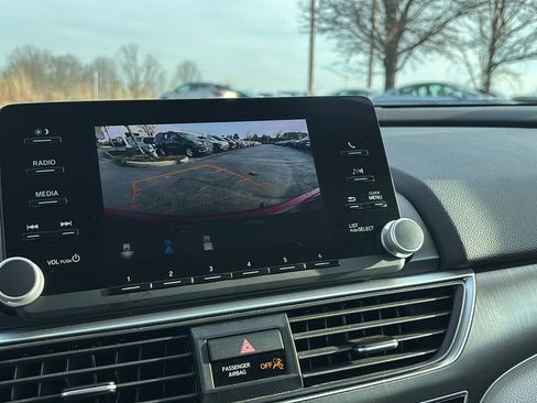 Used 2020 Honda Accord LX image 22