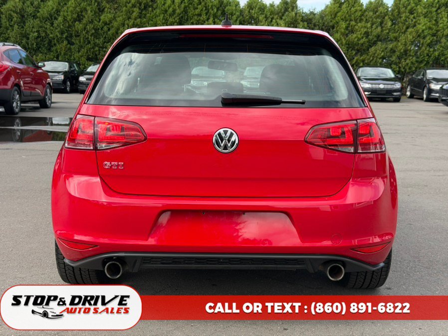 Used 2017 Volkswagen GTI SE FWD image 6