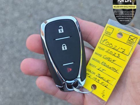 Used 2023 Chevrolet Equinox LT image 34