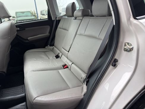 Used 2017 Subaru Forester 2.5i Limited image 29