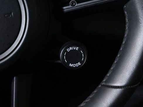 Certified 2022 Porsche Taycan 4 Cross Turismo image 23