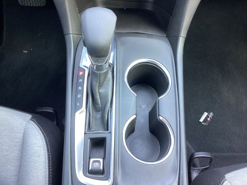 Used 2024 Chevrolet Equinox LS w/ Driver Confidence II Package FWD image 24