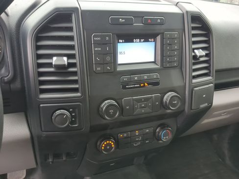 Used 2019 Ford F150 XL w/ Equipment Group 101A Mid image 31