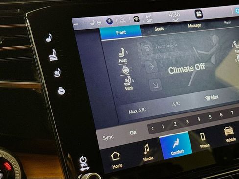 Used 2024 Jeep Grand Wagoneer L Series III image 22