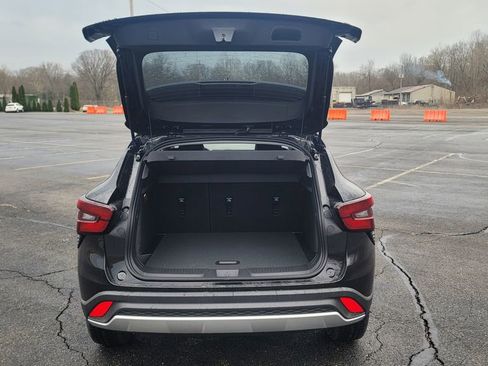 New 2026 Chevrolet Trax LT image 11