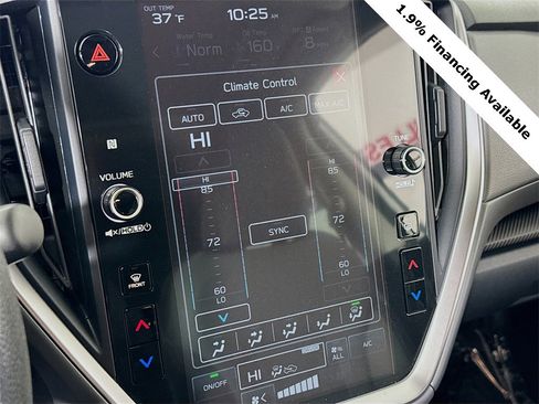 Used 2025 Subaru Crosstrek 2.0i Premium image 15