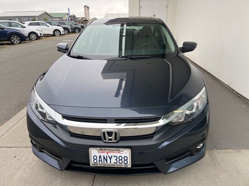 Used 2017 Honda Civic EX-T image 3