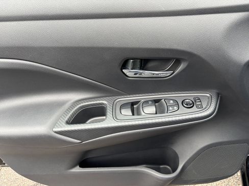 Used 2025 Nissan Versa SV image 20