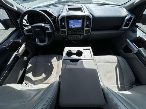 Used 2017 Ford F150 Lariat AWD/4WD image 12