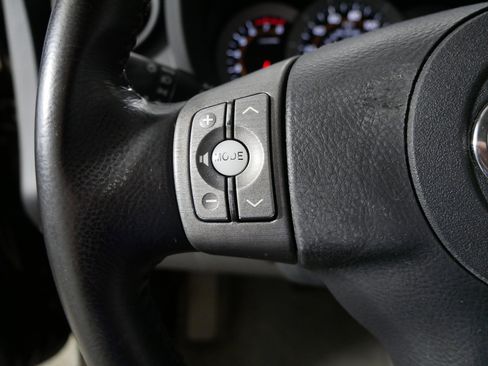 Used 2009 Toyota RAV4 Limited image 27