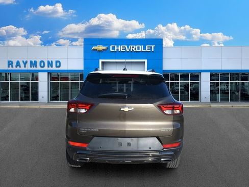 Used 2021 Chevrolet TrailBlazer ACTIV w/ Sun and Liftgate Package AWD/4WD image 4
