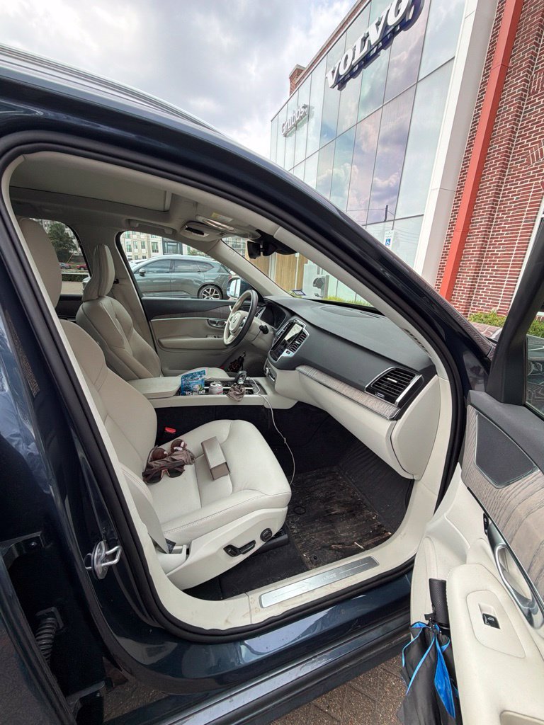 Used 2024 Volvo XC90 T8 Plus w/ Protection Package Premier AWD/4WD image 20
