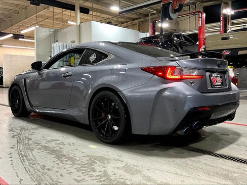 Used 2015 Lexus RC F w/ Premium Package RWD image 4