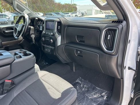 Used 2020 Chevrolet Silverado 1500 LT RWD image 36