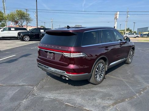 Used 2022 Lincoln Aviator AWD w/ Premium Package image 6