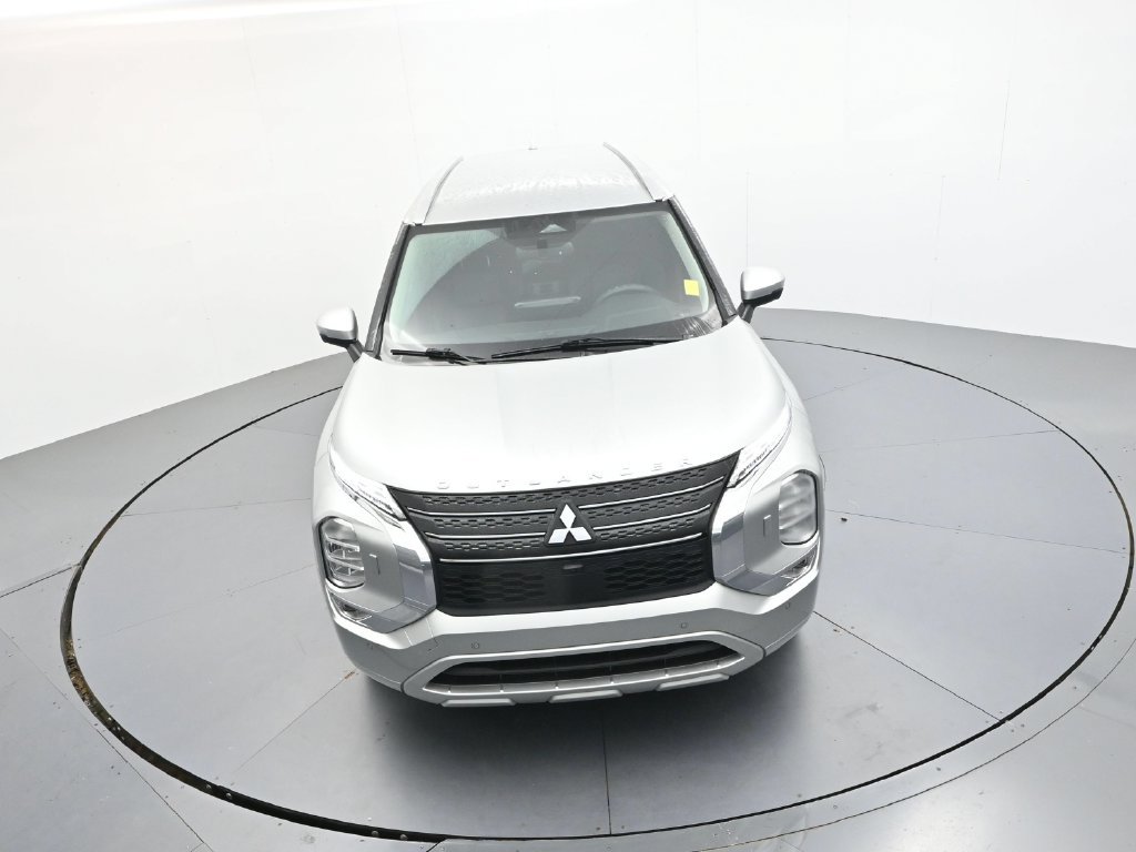 Used 2023 Mitsubishi Outlander SEL AWD/4WD image 24