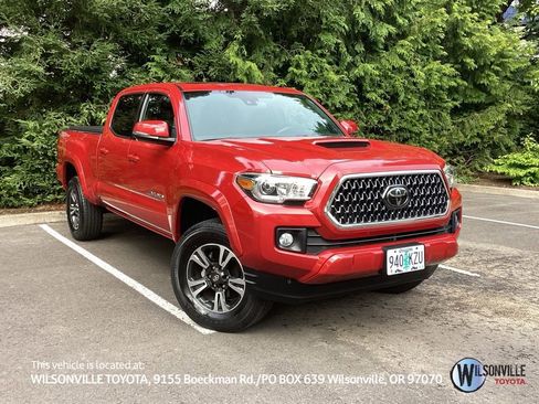 Used 2018 Toyota Tacoma TRD Sport w/ TRD Premium Sport Package RWD image 1