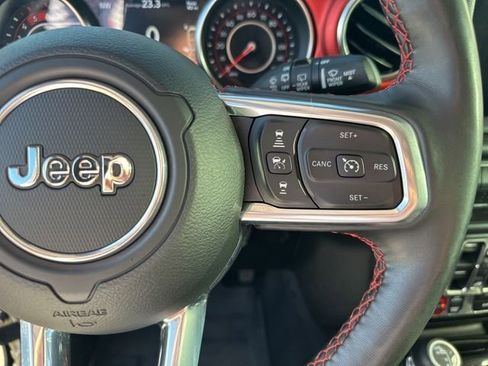 Used 2021 Jeep Wrangler Unlimited Rubicon image 14