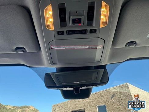 Certified 2021 Toyota Highlander Platinum AWD/4WD image 18