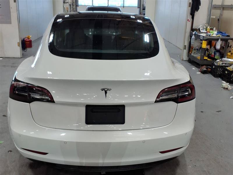 Used 2020 Tesla Model 3 Standard Range Plus RWD image 8