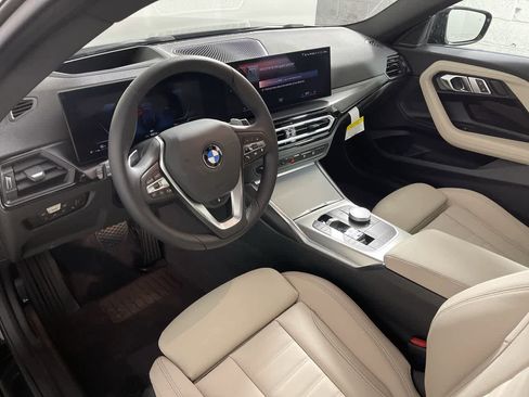 Used 2023 BMW 230i xDrive Coupe w/ Premium Package image 12
