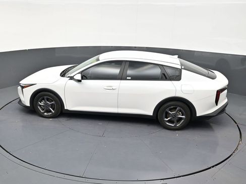 Used 2025 Kia K4 FWD image 13