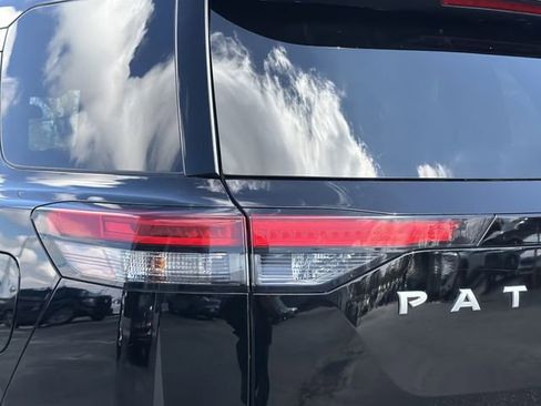 Certified 2025 Nissan Pathfinder SV AWD/4WD image 28