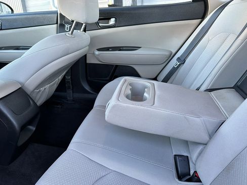 Used 2018 Kia Optima LX w/ 17" Alloy Wheels Package image 22