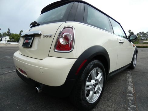 Used 2013 MINI Cooper Hardtop image 7