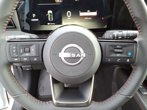 New 2026 Nissan Kicks SR w/ Cold Weather Package AWD/4WD image 12
