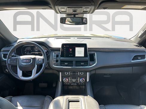 Used 2023 GMC Yukon SLT image 3