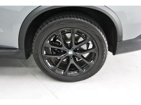 Used 2024 BMW X5 sDrive40i w/ Premium Package RWD image 6