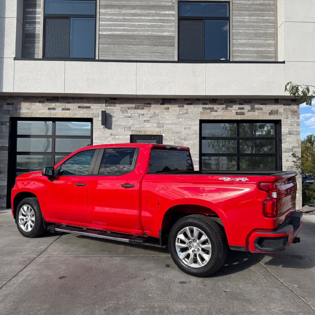 Used 2019 Chevrolet Silverado 1500 Custom w/ Custom Value Package AWD/4WD image 5