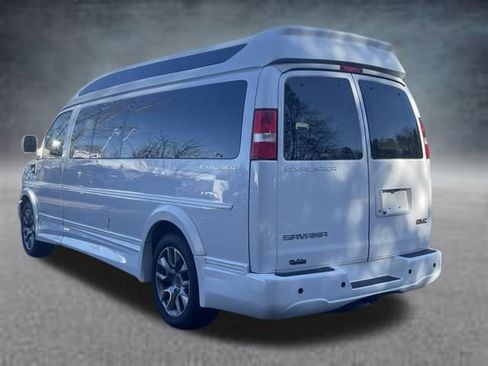 Used 2022 GMC Savana 2500 Extended image 16