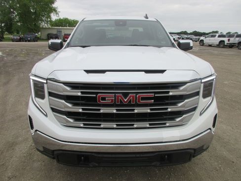 New 2026 GMC Sierra 1500 SLE AWD/4WD image 12