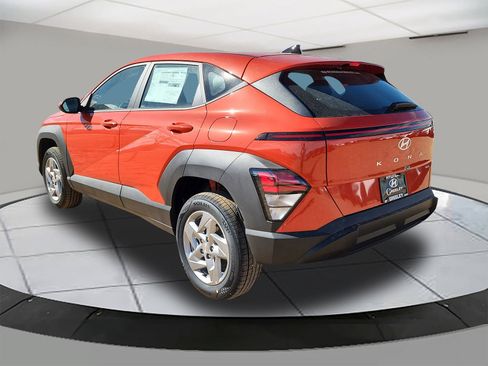 New 2026 Hyundai Kona SE AWD/4WD image 3