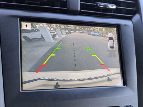 Used 2018 Ford Fusion SE w/ Equipment Group 201A image 24