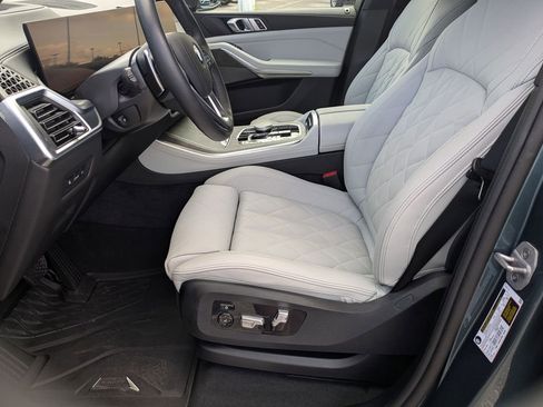 Used 2025 BMW X5 sDrive40i w/ Climate Comfort Package RWD image 11