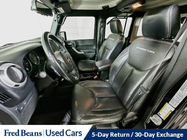 Used 2017 Jeep Wrangler Unlimited Rubicon w/ Dual Top Group AWD/4WD image 26