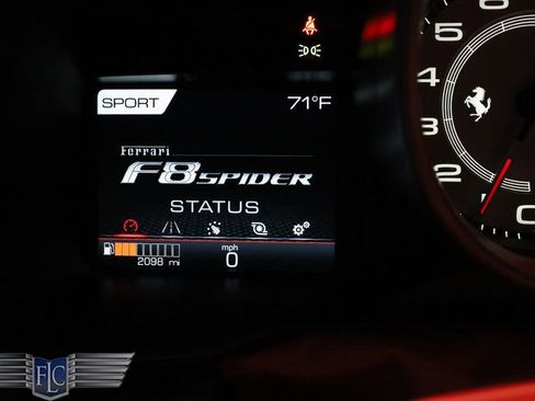 Used 2021 Ferrari F8 Tributo image 32
